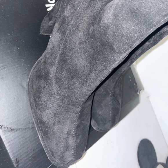 High heel boots - Picture 1 of 4